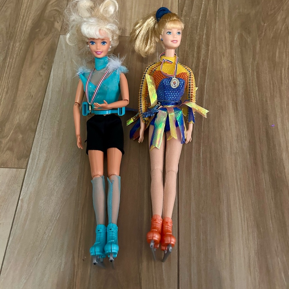 Barbie Star Skaters Ice Skating Dolls